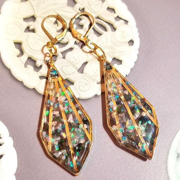 GENUINE OPALS MzMax Resin Designs Long Earrings - Picture 7 of 8